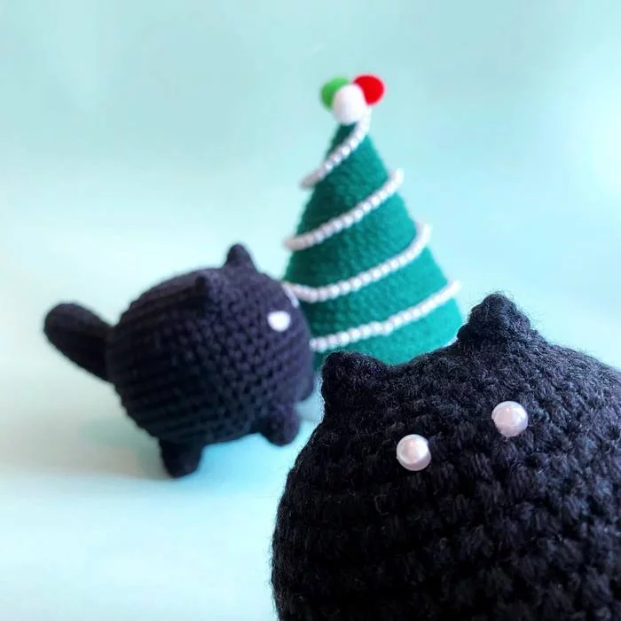 Christmas round cats - cat, Knitted toys, Purr in ink