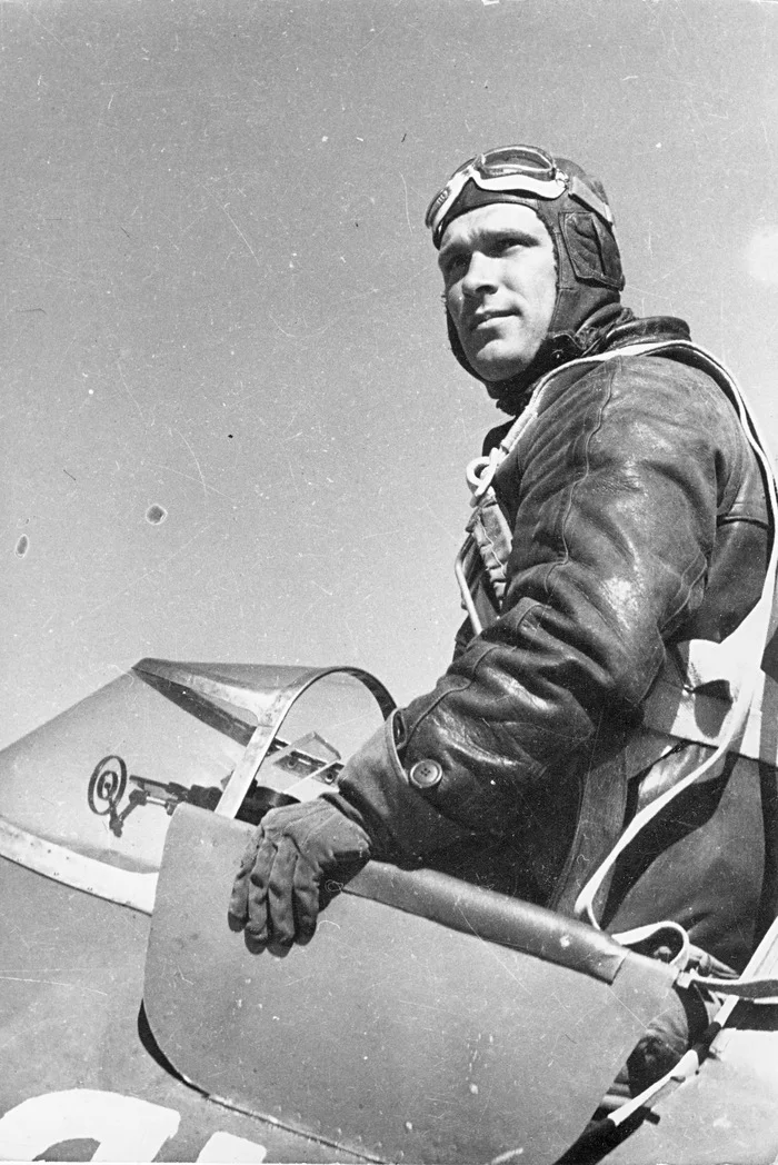 Twice Heroes of the Soviet Union, captain B.F. Safonov in the cockpit of the I-16 fighter - The Great Patriotic War, The Second World War, Aviation, Airplane, The hero of the USSR, Historical photo, The photo, Black and white photo, Old photo