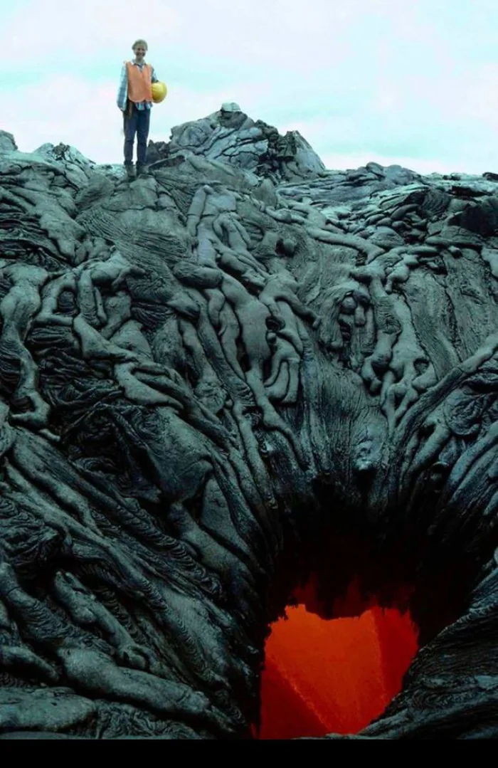 Frozen lava looks as if human bodies are drawn into blood pressure - Interesting, Lava, Volcano, Hell, Kripota, Pareidolia
