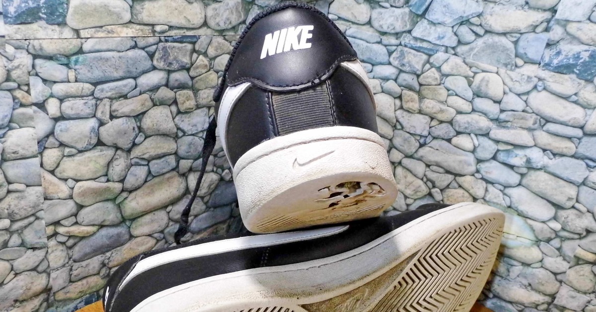 Nike с протоптанной подошвой - выкинуть или отремонтировать? | Пикабу