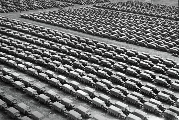Studebaker, Ford and Chevrolet trucks near Mozhaisk, 1944 - The Second World War, The Great Patriotic War, Lend-Lease, Mozhaisk, Studebaker, Ford, Chevrolet, Truck, Historical photo, the USSR, USA