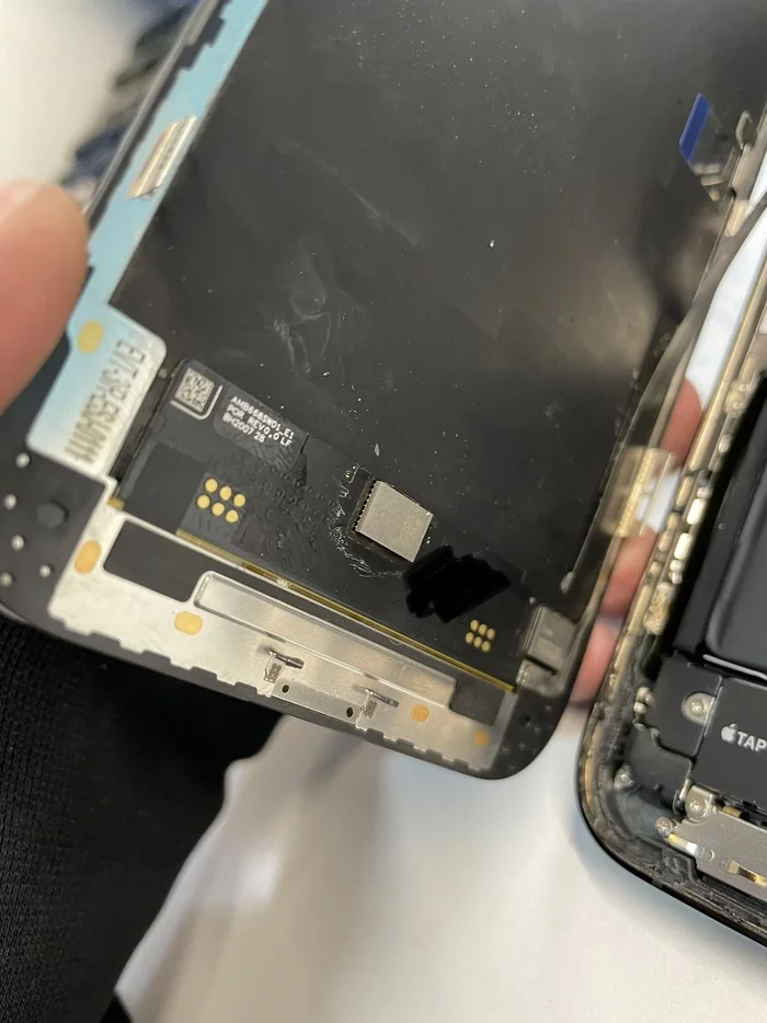 Replacing the Feng Shui Display on the iPhone 12 Pro Max - My, Repair, Ремонт телефона, Repair iPhone, Screen replacement, Syzran, Longpost