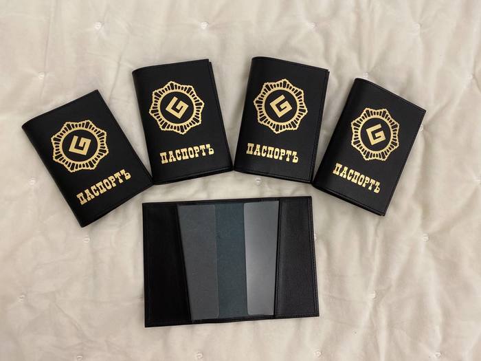 Сделал немного мерча для проекта