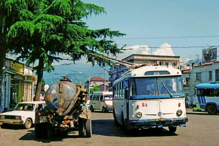 Photo of the Georgian trolleybus: Batumi - My, Story, Georgia, Batumi, Adjara, Trolleybus, Electric transport, Sadness, Longpost