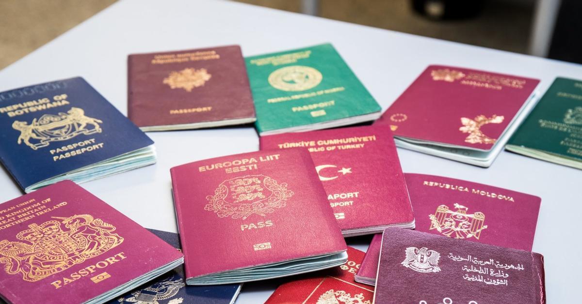 10 сильнейших паспортов