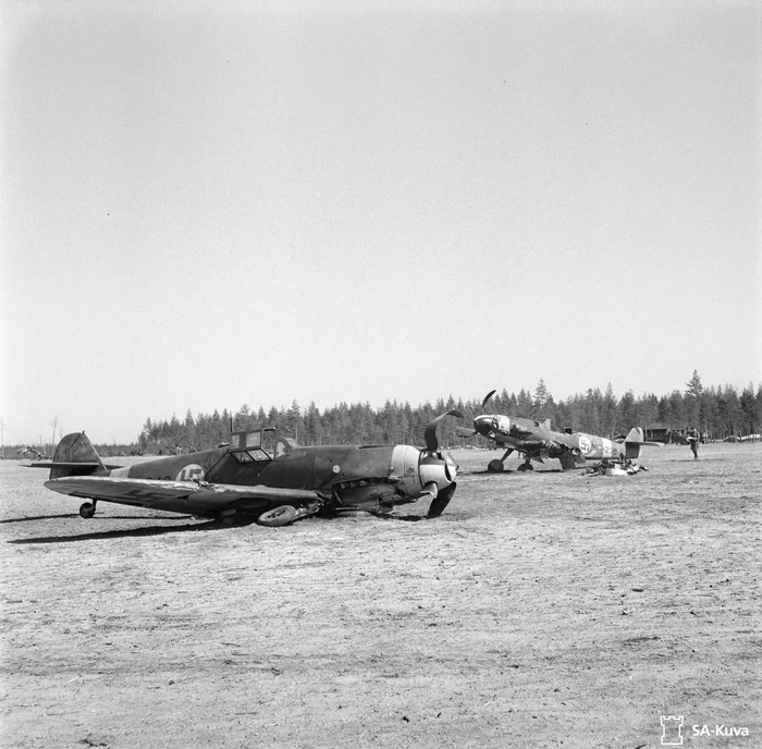 Plane crash involving two Messerschmitt Bf.109G-2/Trop fighters of the Finnish Air Force at Suulajarvi airfield, 12.05.1944 - The Second World War, The Great Patriotic War, Airplane, Aviation, Crash, Plane crash, Aviation accidents, Finland, Aerodrome, Historical photo, Military history, Bf-109, Air force, Longpost, Dust