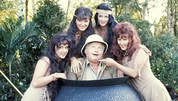 On the wave of posts : The Benny Hill Show - Nostalgia, Show, Comedy, A wave of posts