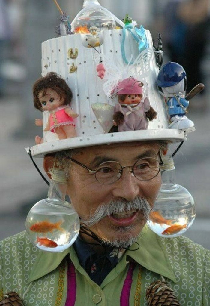 Мне кажется, шишки вообще не в тему...