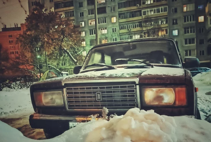 Old Yard - My, Snow, Mobile photography, Car