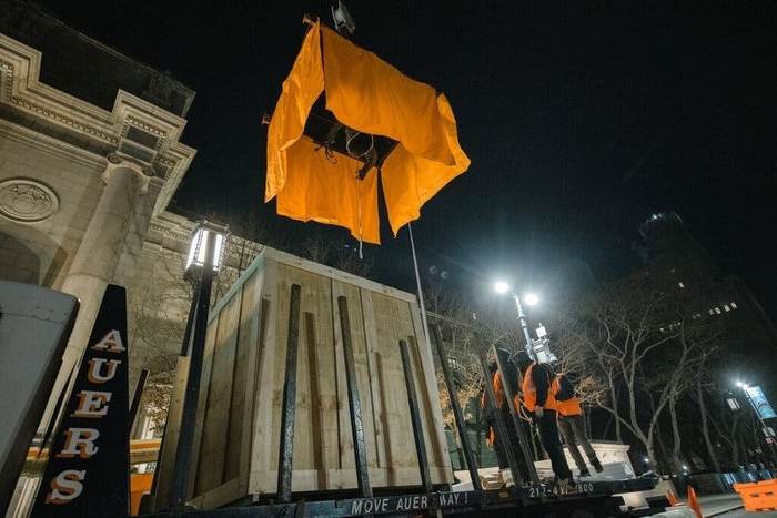 The statue of Theodore Roosevelt was dismantled in the American Museum of Natural History in New York - USA, Black lives matter, Theodore Roosevelt, Monument, Politics