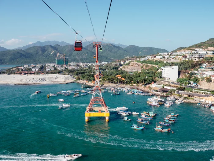 Самая длинная канатная дорога над морем. Парк развлечений Vinpearl Путешествия, Вьетнам, Отдых, Достопримечательности, Отпуск, Длиннопост