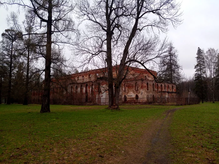 An abandonment in Tsarskoye Selo that beckons through fear - My, Fear, Adventures, Abandoned, Longpost