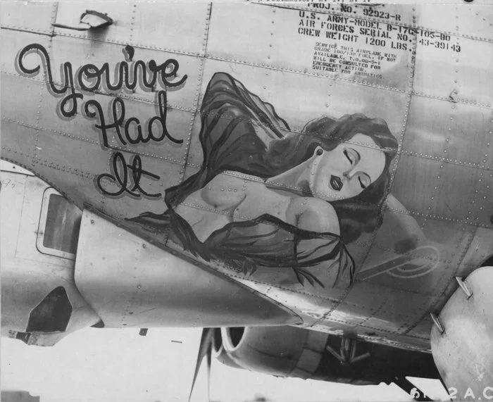Nose Art – World War II painting #6 - NSFW, My, Pin up, Airplane, Historical photo, Aviation, Military history, The Second World War, Bomber, Boeing B-17, Longpost, Nose Art