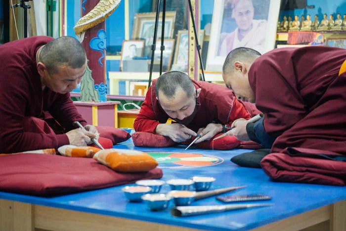How a mandala is created - Buddhism, Mandala, The photo