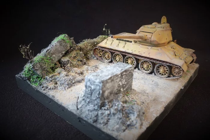 Diorama Angola T-34/85 1/35 - My, Tanks, Stand modeling, Scale model, Modeling, Painting miniatures, Collecting, The Second World War, Diorama, T-34, Video, Longpost