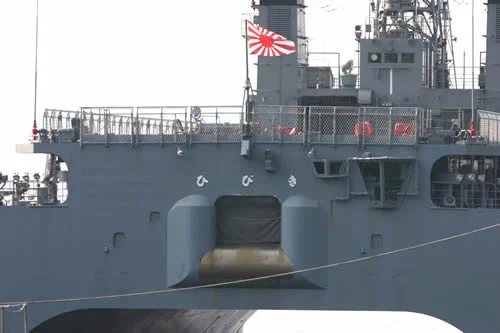 Why don't submariners like to meet this unarmed ship at sea? - My, Ship, Fleet, Navy, Weapon, Military equipment, Armament, Submarine, Sofa troops, Sofa experts, Longpost