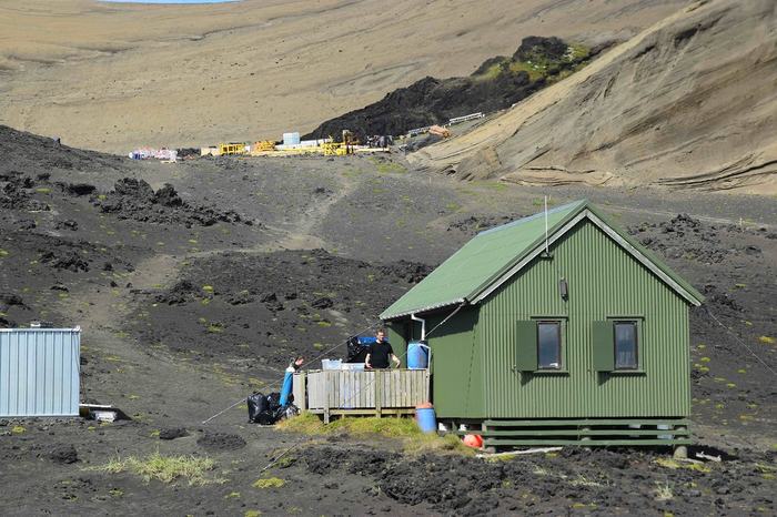Почему запрещено посещать самый молодой остров Европы | История острова Сюртсей Познавательно, История, Океан, Факты, Исландия, Вулкан, Остров, Повтор, Сюртсей, Видео, Гифка, Длиннопост