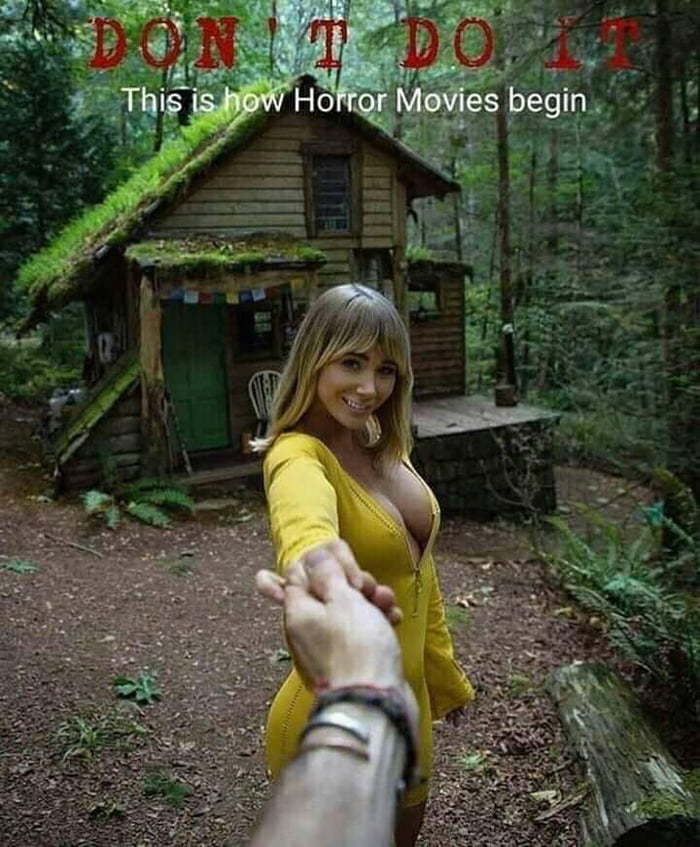 As the beginning of a horror movie - Poster, Girls, Horror, Repeat, Sara underwood