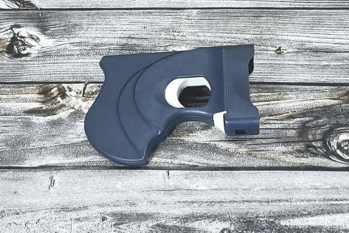 Госкорпорация «Ростех» выпустила гаджет для отпугивания агрессивных собак. И стоит то всего ничего