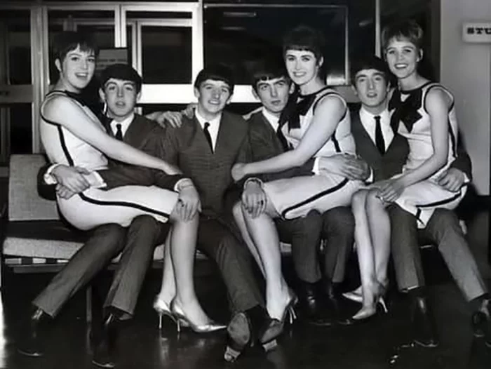 Members of the group Vernons Girls with some guys - The photo, The beatles, Story, Music