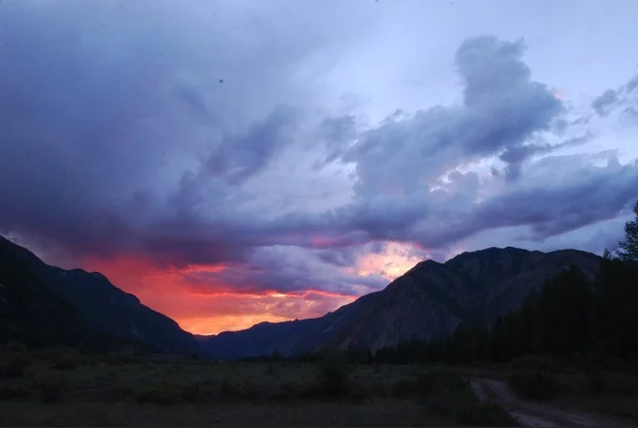 Sunset in Altai - My, Altai Republic, Relaxation, Leisure, Sunset, The mountains