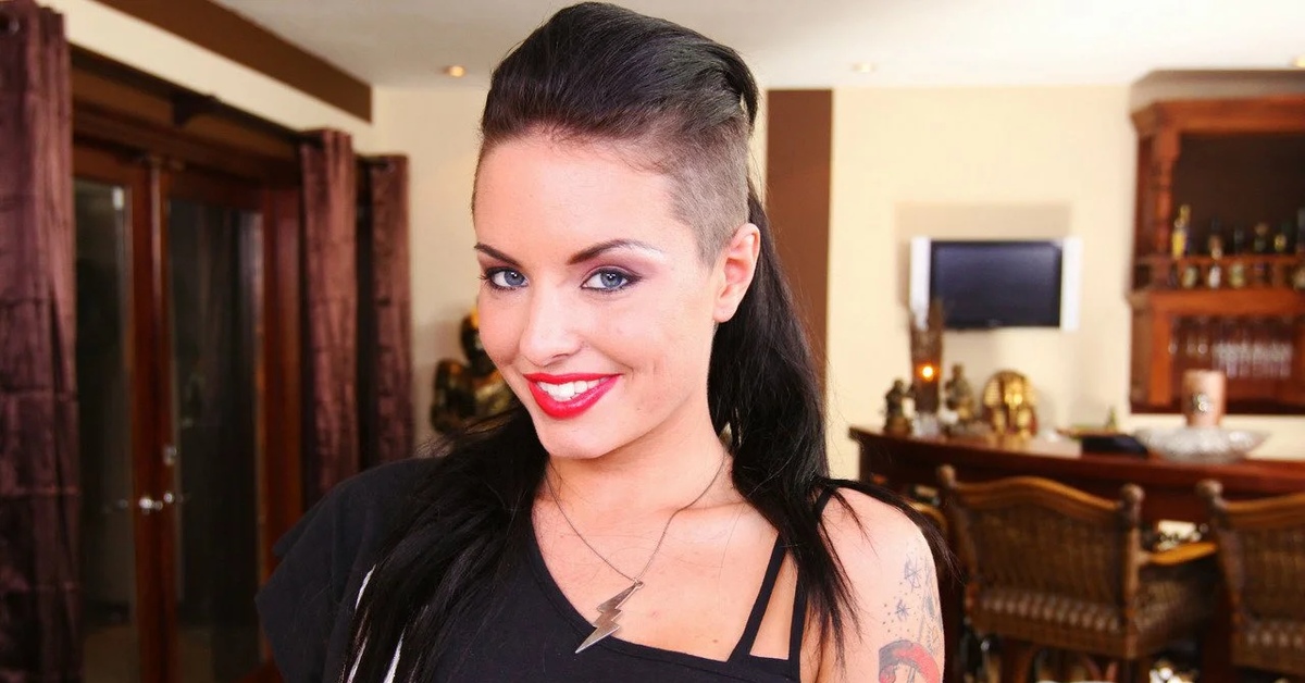 Christy Mack Grup