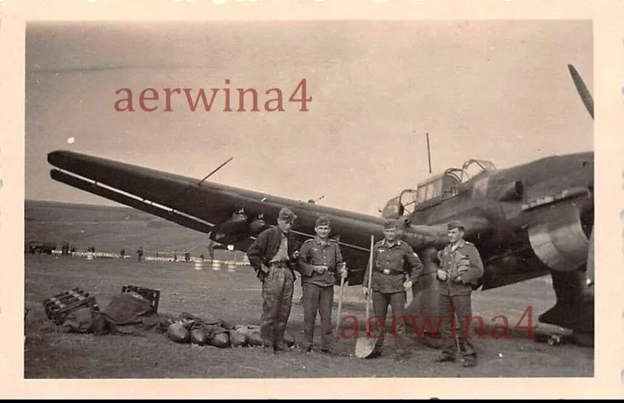 Junkers Ju 87 (Junkers-87), Shtuka at the airfield in Konstantinovka - The photo, The Great Patriotic War, The Second World War, Luftwaffe, Airplane, Aviation, Story, Donbass, the USSR, Kostiantynivka