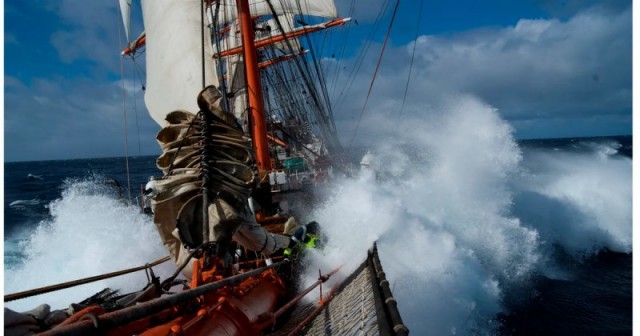 Here's what you need to make a movie about: the feat of the Russian sailboat Kruzenshtern in 2000 - Russians, Kruzenshtern, Race, Victory, Longpost