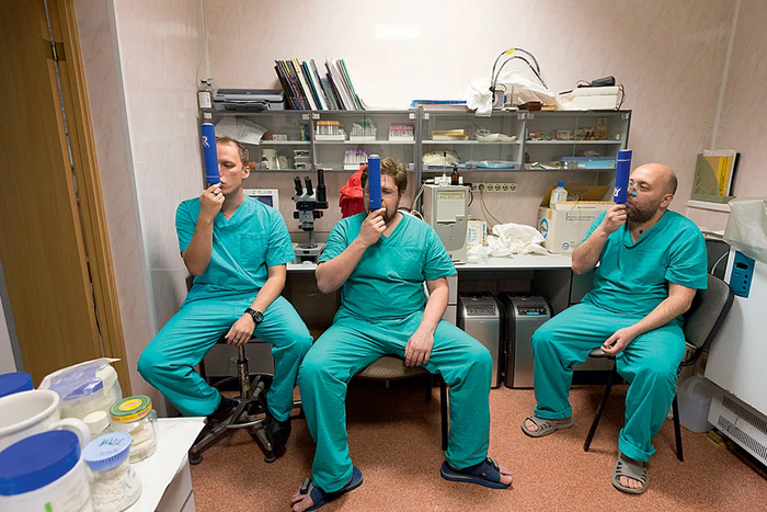 Глубже подлодок: как человек выживает, погружаясь в море на 700 метров Исследования, Познавательно, Водолаз, Водолазный костюм, Глубина, Наука, Длиннопост