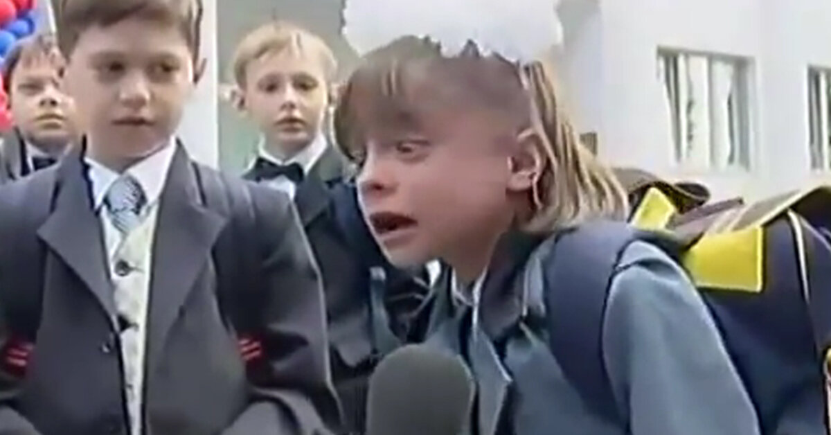 Ученик двоечник. Злая первоклашка. Злая первоклашка. Выгнали с работы картинки. Ребенок.