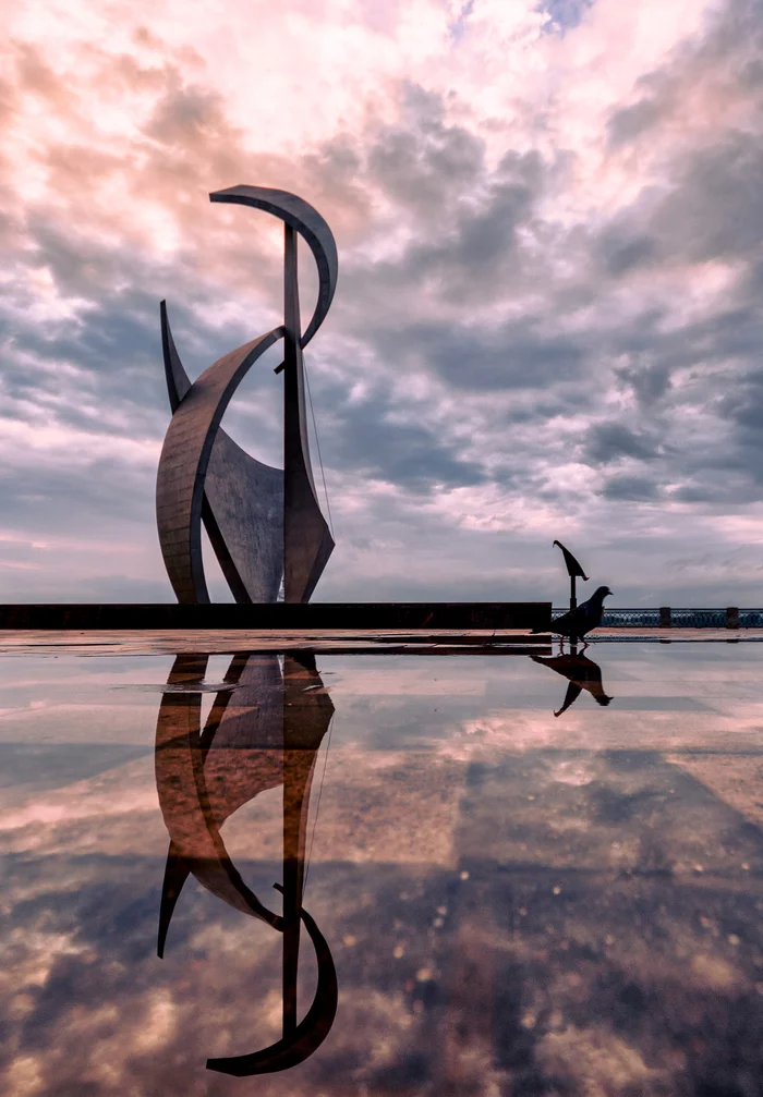 Structure - The photo, Fountain, Pigeon, Sunset, Clouds, Samara, Silhouette, My