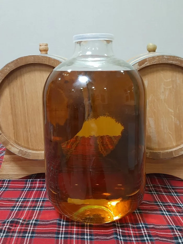 Homemade whiskey - My, Whiskey, Distiller, Moonshine, Vodka