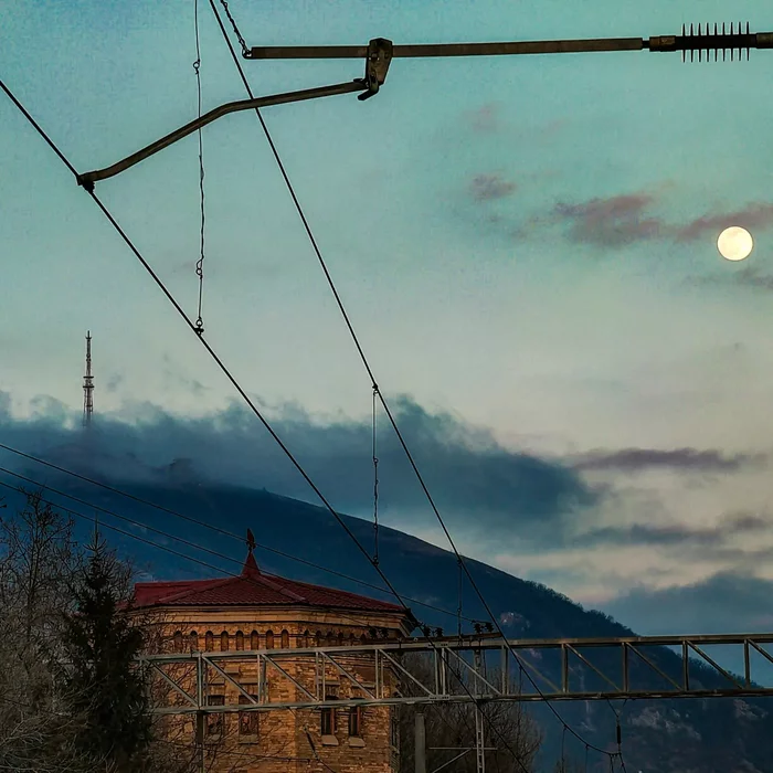 Winter Moon over Mashuk - My, moon, Mashuk, Caucasian Mineral Waters, Mobile photography