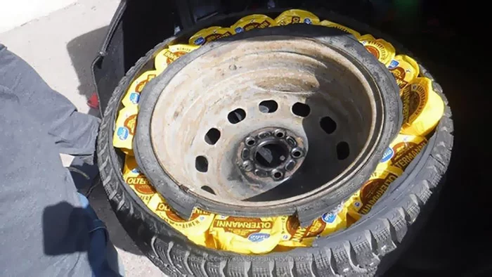 Ищем контрабанду в авто.Необычные автомобильные тайники Интересное, Полезное, Автомобилисты, Машина, Авто, Транспорт, Познавательно, Тайник, Контрабанда, Контроль, Таможня, Груз, Запрет, Длиннопост Ищем контрабанду в авто.Необычные автомобильные тайники Интересное, Полезное, Автомобилисты, Машина, Авто, Транспорт, Познавательно, Тайник, Контрабанда, Контроль, Таможня, Груз, Запрет, Длиннопост