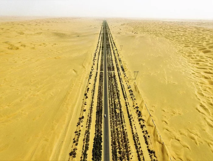 Why China laid 446 km of highway through the desert with live sand dunes for $ 7.3 billion - China, Highway, Desert, Building, Longpost, Yandex Zen