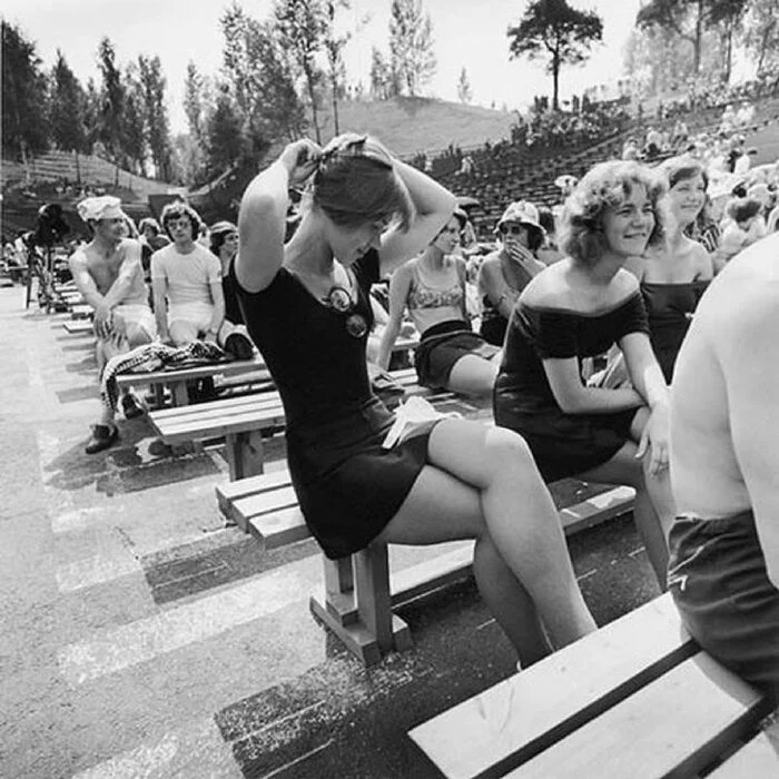 One of the works of photographer Vitas Lutskus - Girls, the USSR, Black and white photo