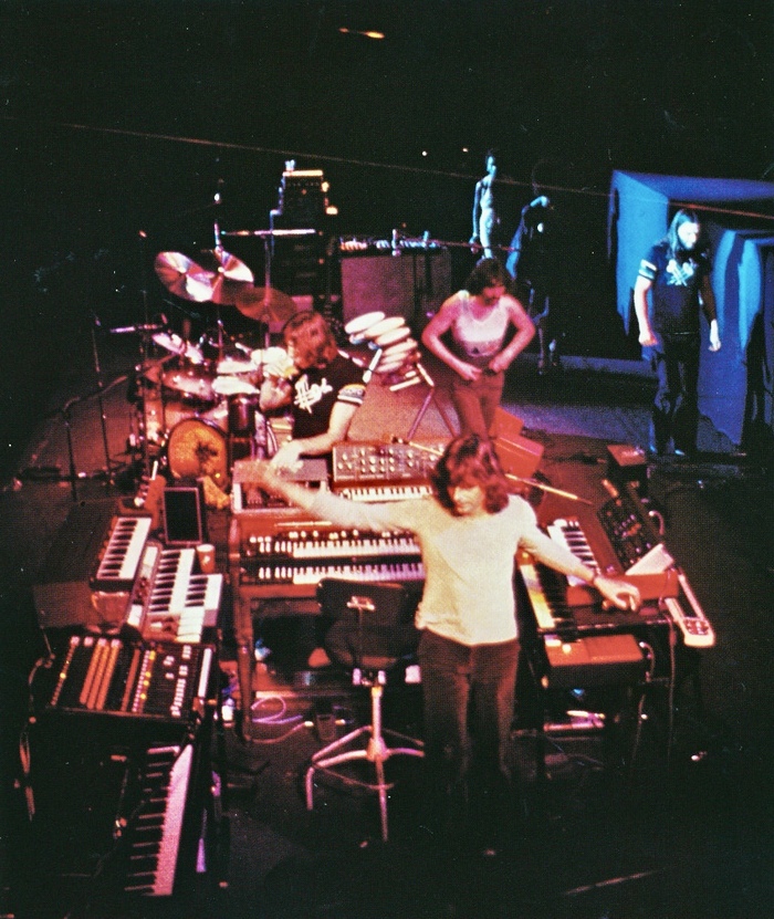 Закопался в клавишах