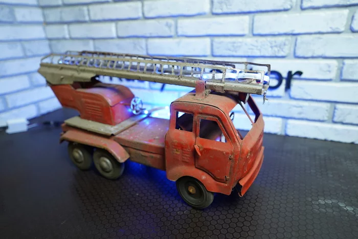 Fire engine of the USSR Sim - My, the USSR, Made in USSR, Restoration, 80-е, История России, Toys, Fire engine, Nostalgia, Collecting, Childhood of the 90s, Past, 90th, Hobby, Longpost