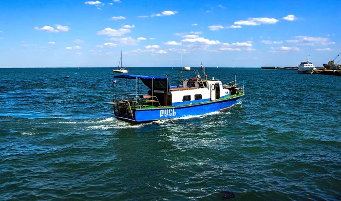 Marine photo - My, Crimea, Evpatoria, The photo, Sea, Black Sea, Boat, Beginning photographer, Landscape