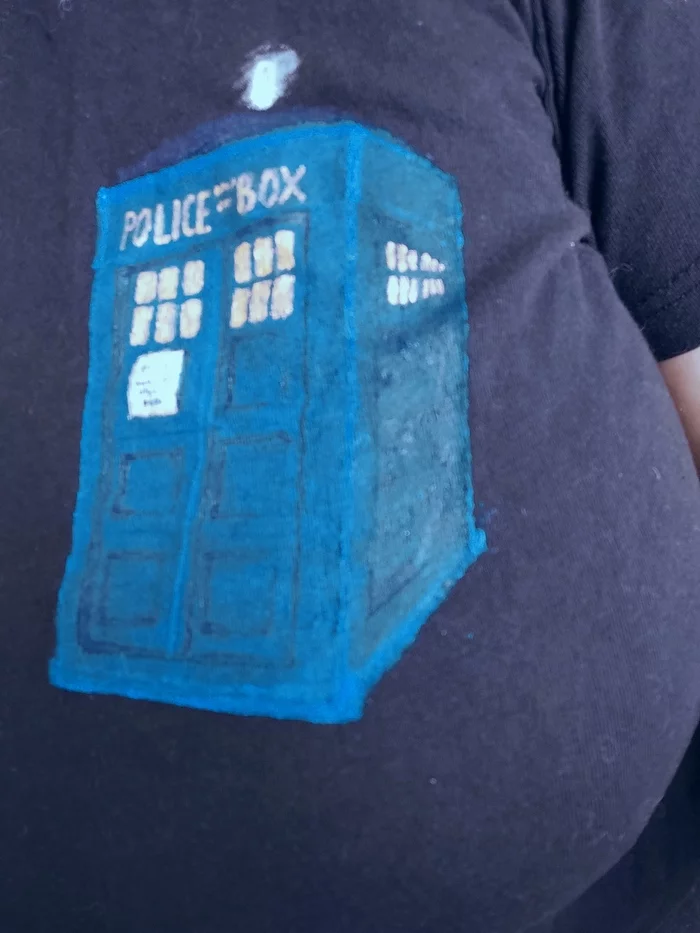 Chest tardis - My, TARDIS, Doctor Who, Painting on fabric, T-shirt, Longpost