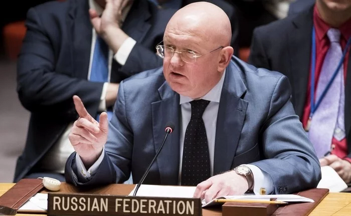 Permanent Representative of the Russian Federation to the UN Vassily Nebenzia asked the US Permanent Representative to the UN not to read morality about the invasions - Politics, UN, Nebenzia, Invasion, Cut off, Video