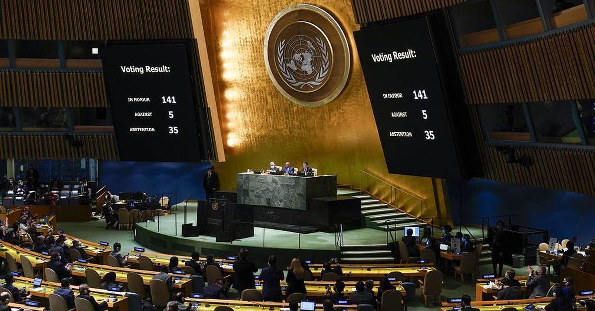 Ассамблея оон резолюции. Генеральная Ассамблея ООН. Генассамблея ООН Россия. Генассамблея ООН 2022 фото. Резолюция ООН по Украине.