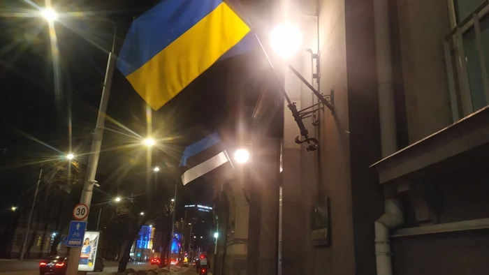Пост поддержки Украины - Моё, Украина, Эстония, Поддержка, Фотография, Политика, Таллин, Длиннопост