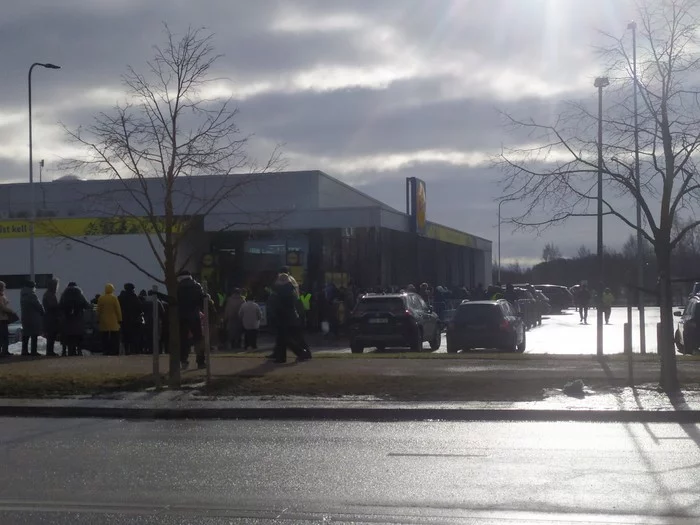 03/03 в Эстонии открылся первый Лидл - Моё, Таллин, Lidl, Очередь, Длиннопост