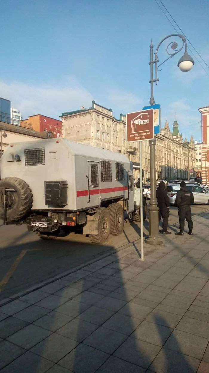 Tourist Bus - My, Humor, Rosgvardia, Vladivostok, Tourist places, Excursion, Вежливость, Primorsky Krai, 