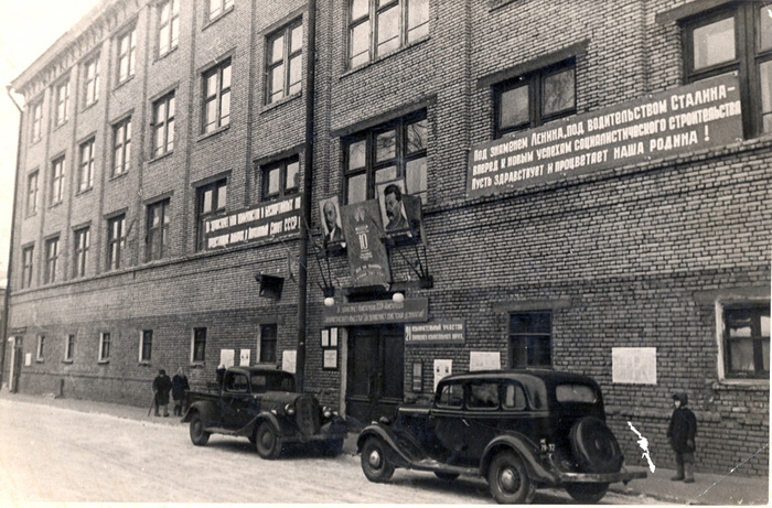 Самые старые бренды России История России, История, Россия, Завод, Производство, СССР, Российская империя, Бренды, Российское производство, Компания, Длиннопост Самые старые бренды России История России, История, Россия, Завод, Производство, СССР, Российская империя, Бренды, Российское производство, Компания, Длиннопост