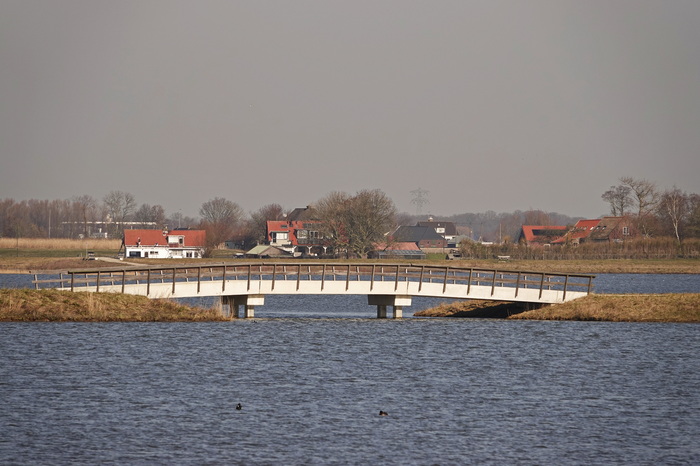 Уютные голландские мостики