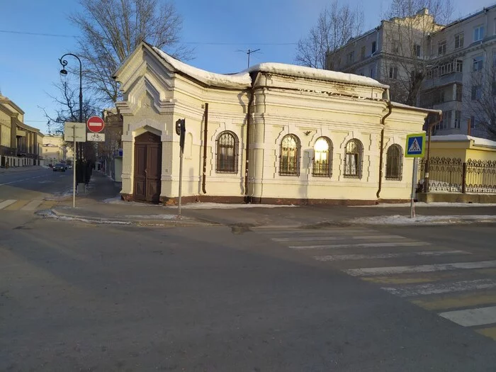 The building of the lost Intercession Parish Church (Big Red 28/8 karl Fuchs) - Architecture, Monument, sights, Town, Temple, Church, Kazan, Walk, City walk, Hiking, Architectural monument, Longpost, 