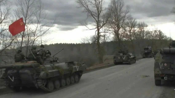 Военная колонна РФ длиной в 60 километров начала двигаться к Киеву Россия и Украина, Спецоперация, Политика