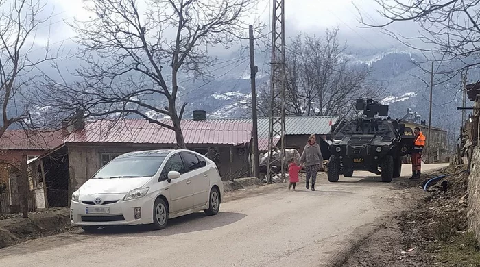 On the border, the clouds are walking... - My, The language barrier, Turkey, Border guards, Village, Spy, Armored vehicles, Ingress, 